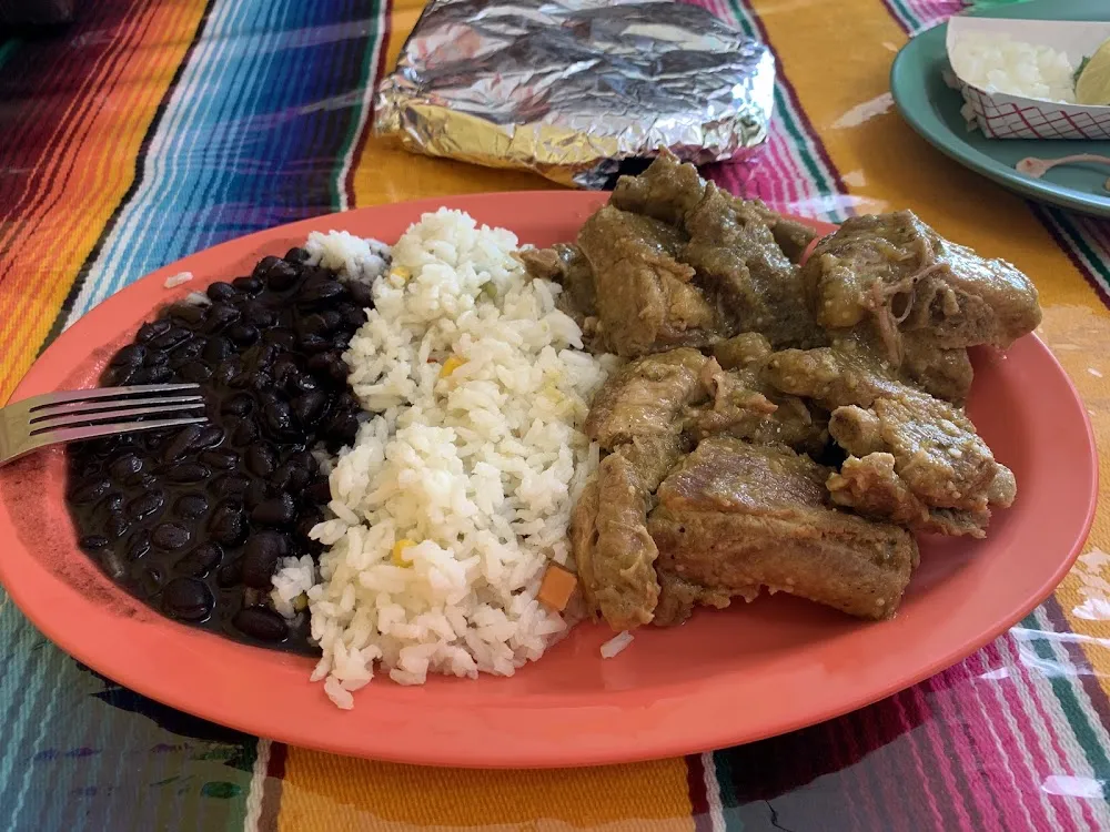 Costilla de Puerco En Salsa Verde